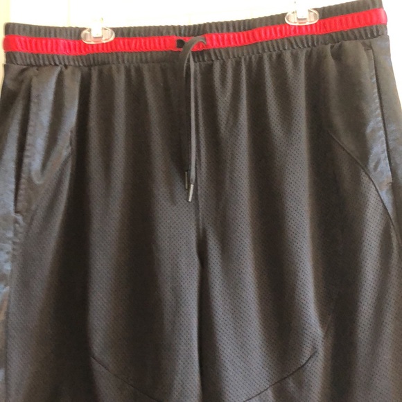 AND1 Men's Basketball/Workout/Athletic Shorts - Picture 3 of 9
